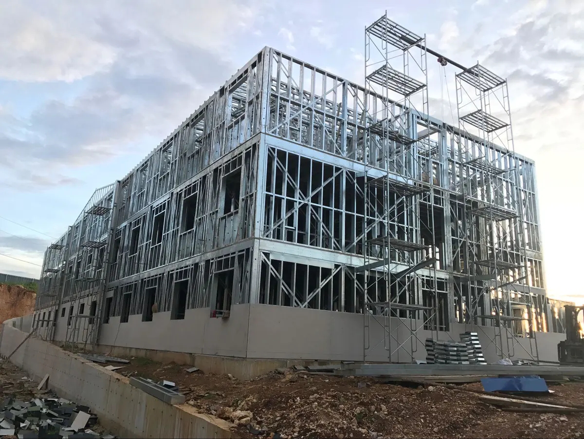 ATSM Standard Customized LGS steel frame for Prefab House